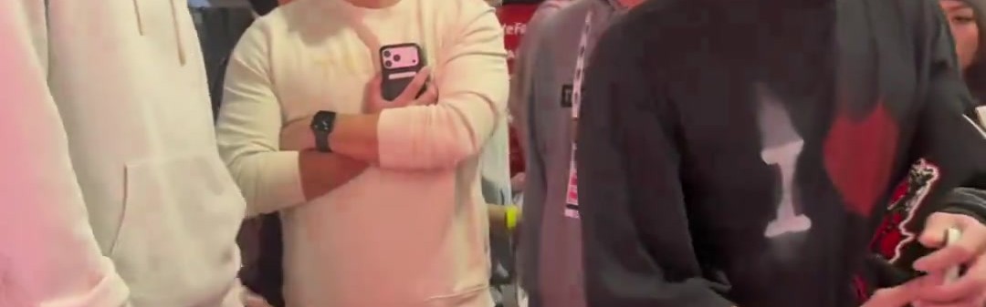 开云体育官网-郭艾伦调侃杨瀚森：你得练练三分 啥时候赢我了在NBA三分就准了