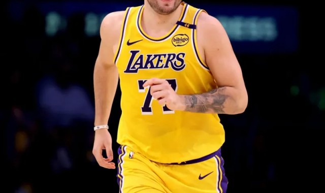 开云体育官网-美媒：赛季胜场场均得分，东契奇、亚历山大、马克西前三